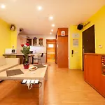 Center Of With Jacuzzi Apartment *