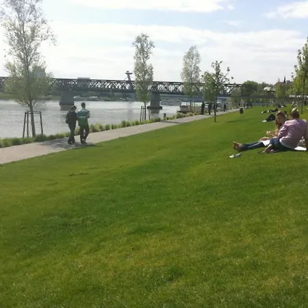 Center Of With Jacuzzi Apartmán