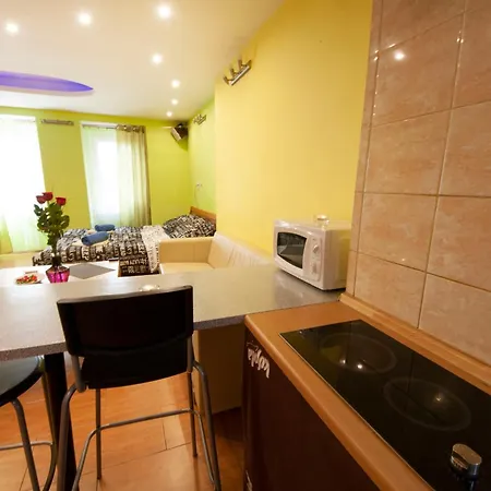 Apartment Center Of With Jacuzzi *