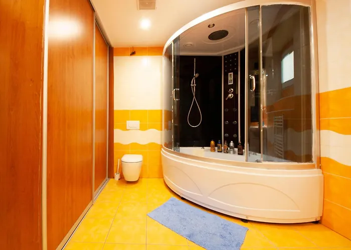 公寓 Center Of With Jacuzzi 布拉迪斯拉发