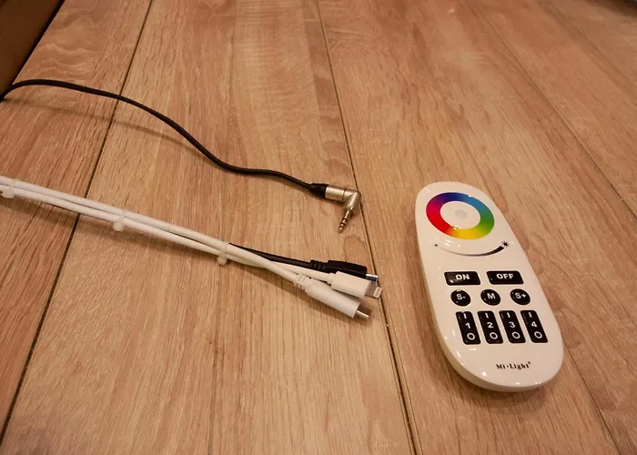 Center Of With Jacuzzi דירה